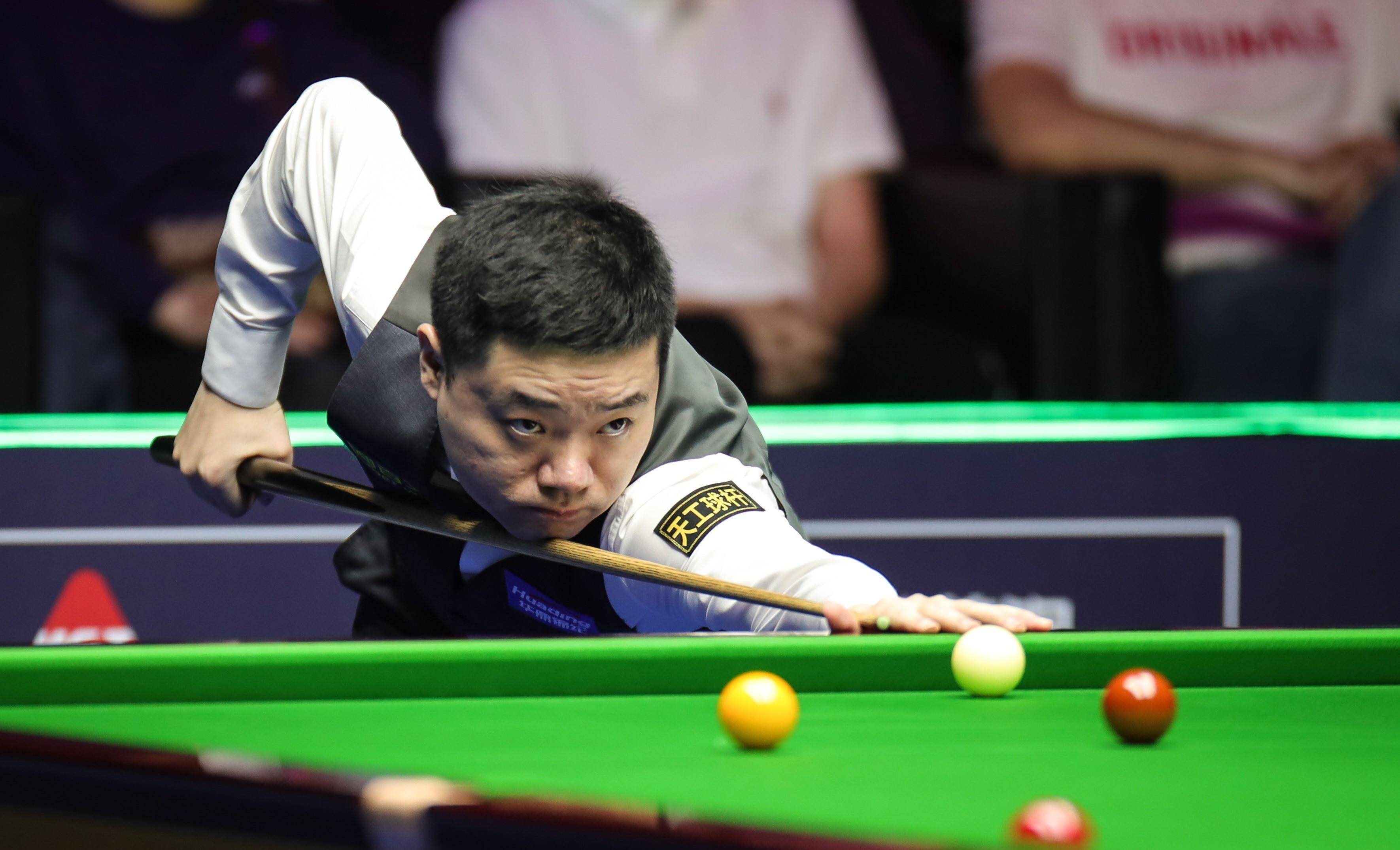 整个赛季的 整个赛季的